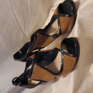 Antonio Melani Black and Tan Stillettos SZ 10